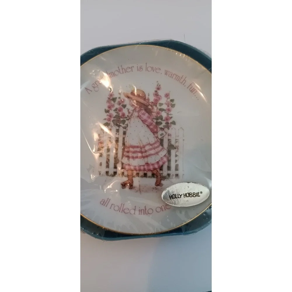 Vintage Holly Hobbie Grandmother Love Plate 1984 sealed grandmacore cottagecore